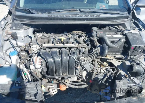 2014 Hyundai Elantra Limited z USA, uszkodzony, nr VIN KMHDH4AE8EU054573